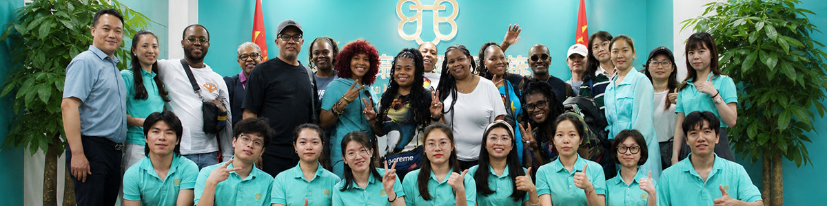 Alice Apparel international buyers and Muhong Garment Co. team group photo